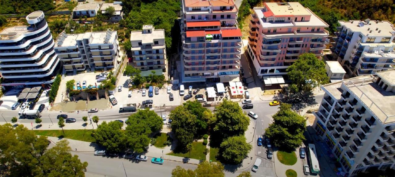 H&M Hotel Vlorë Exterior foto